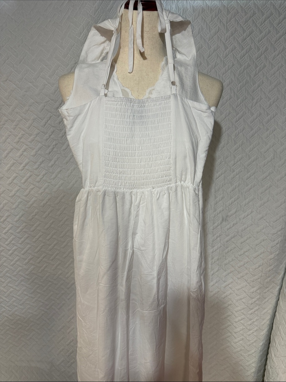 wild fable White Eyelet Lace Button-Front Maxi Dress - Picture 3 of 4
